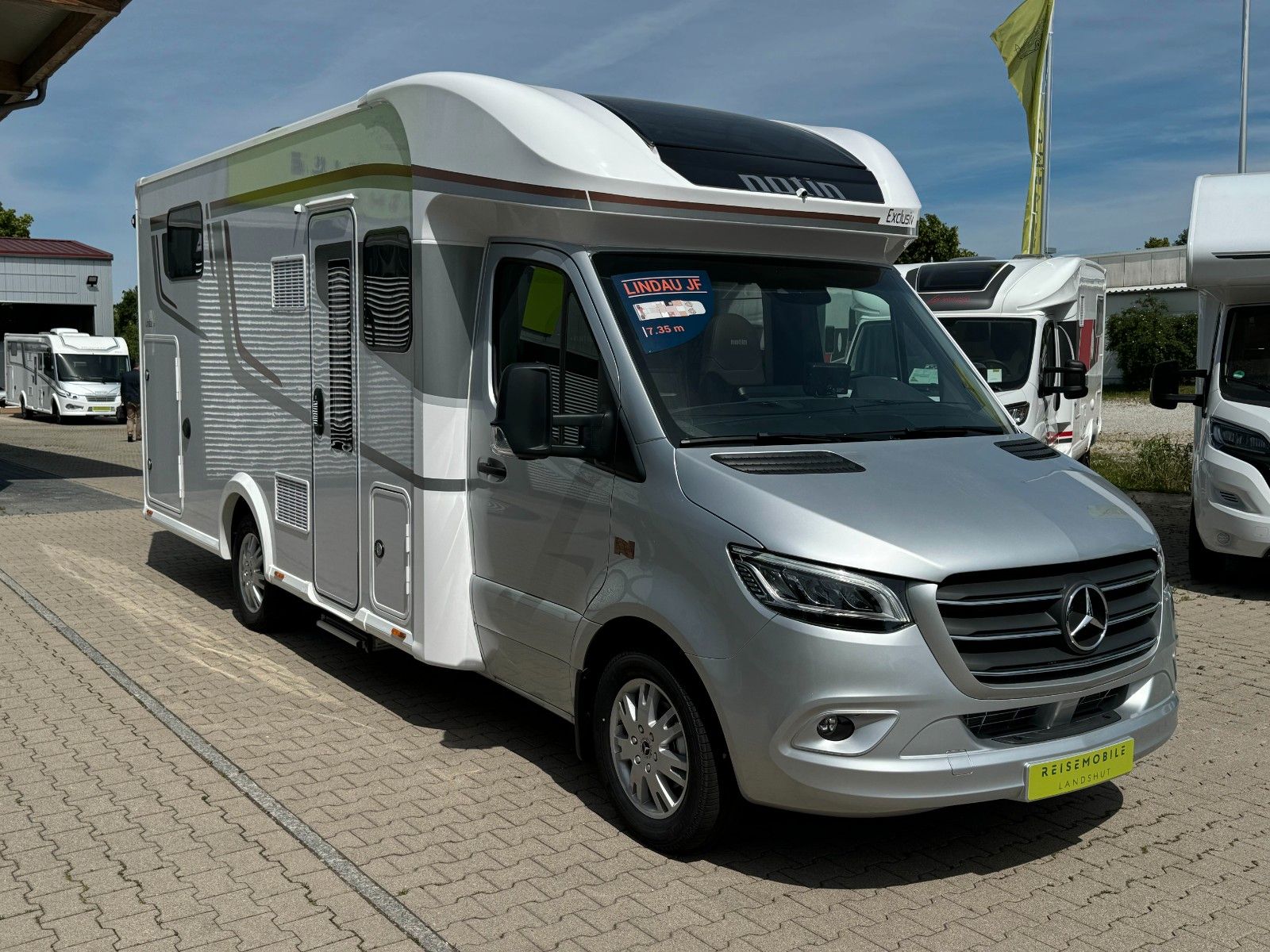 Fahrzeugabbildung Mercedes-Benz Notin Lindau JF (9-Gang-Automatikgetriebe)