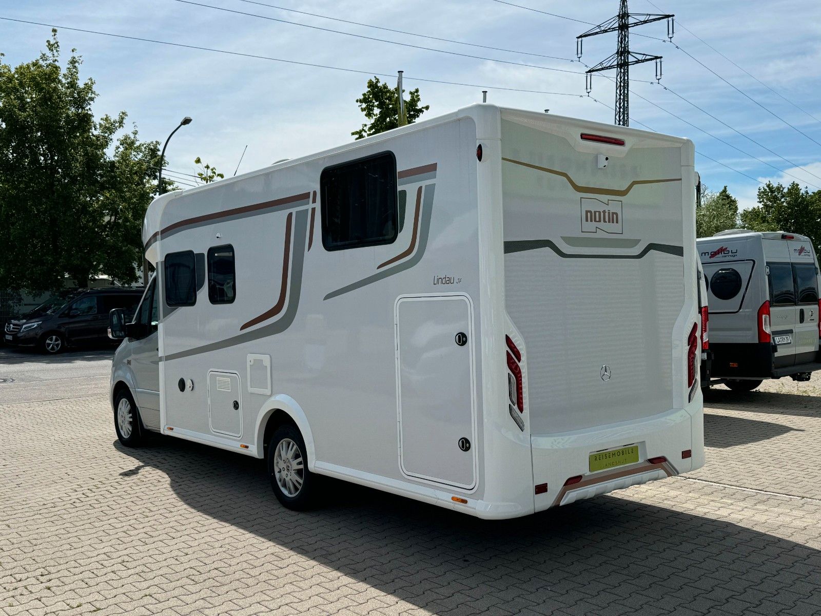 Fahrzeugabbildung Mercedes-Benz Notin Lindau JF (9-Gang-Automatikgetriebe)